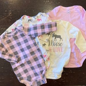 Cute long sleeved moose themed onesies (0-3mos)